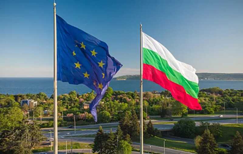 Совет ЕС одобрил вступление Болгарии в еврозону