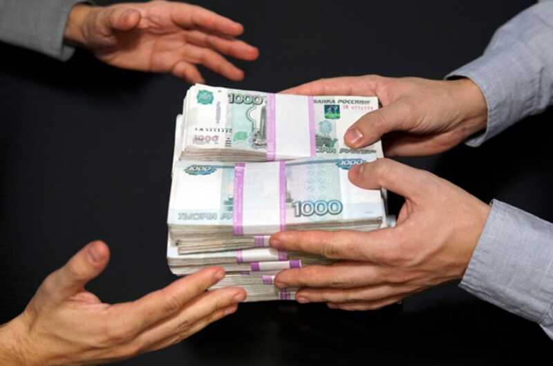 В Москве мужчина, коллекционирующий ретро-авто, отдал мошенникам 15 миллионов рублей