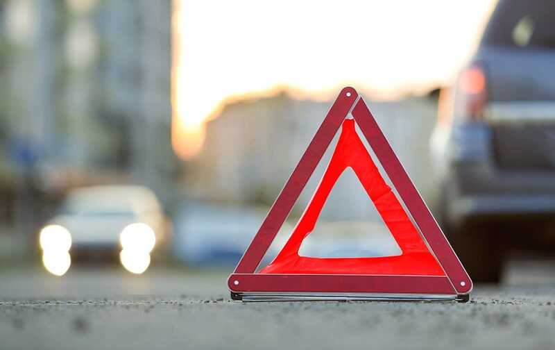 Пьяный водитель BMW вылетел на тротуар и сбил прохожих в Польше