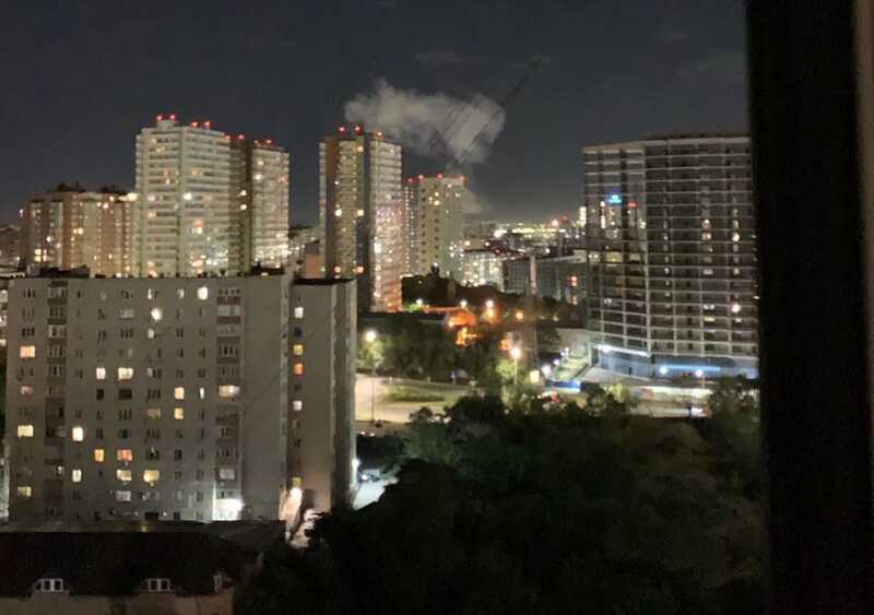 В Ростове-на-Дону прогремели взрывы: начался пожар