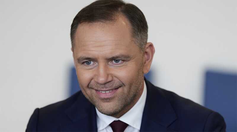 Польское правительство разрабатывает законопроект о выплатах исключительно для трудоустроенных граждан Украины