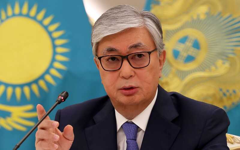 Президент Казахстана Касым-Жомарт Токаев освободил от должностей министров обороны и транспорта