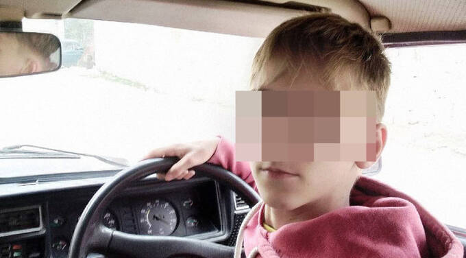 Школьника из Петербурга отправили в колонию за ущерб в 758 рублей ueiqtkiqhqiqdhkmp