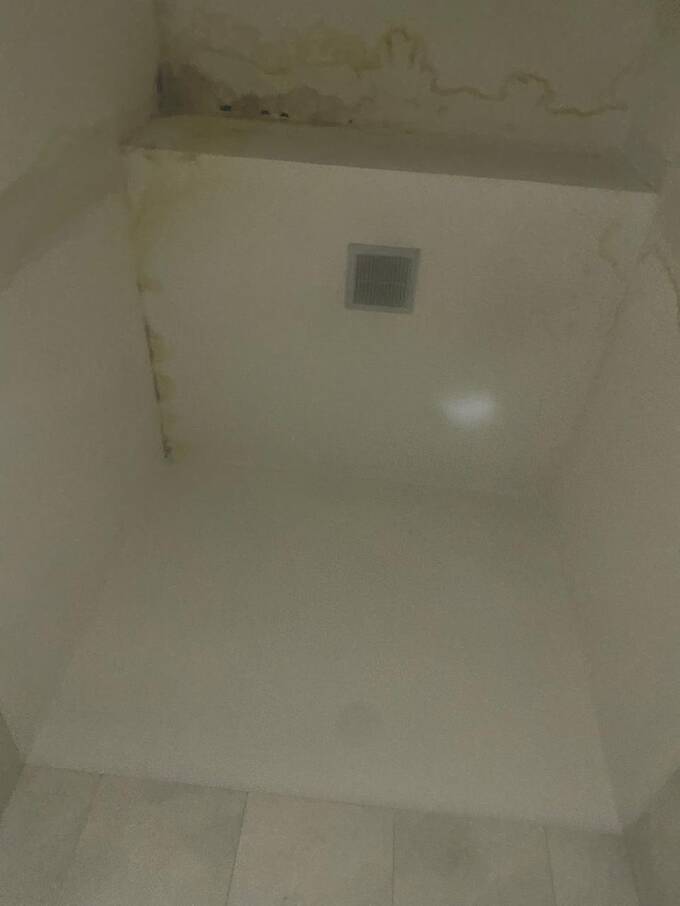 Работники казахстанской палаты предпринимателей пожаловались на антисанитарию и опасные условия труда