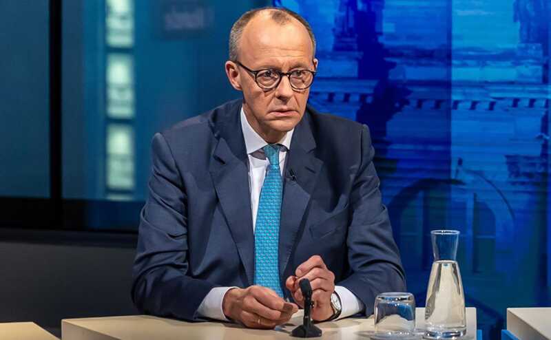 Канцлер Германии Фридрих Мерц прервал свой отпуск, чтобы провести переговоры с Трампом и Зеленским